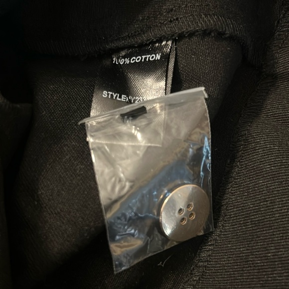 Jet Black Hart Shirt Dress
POMANDER PLACE - Picture 8 of 11